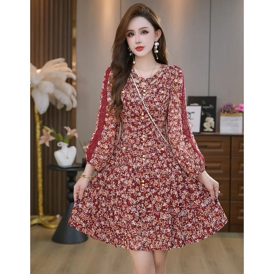 【花间集】早秋气质蕾丝拼接度假收腰显瘦碎花连衣裙 A3118