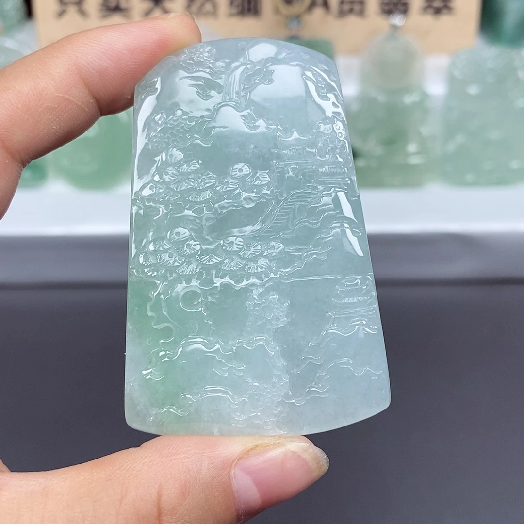 翡翠未镶嵌颈饰翡翠