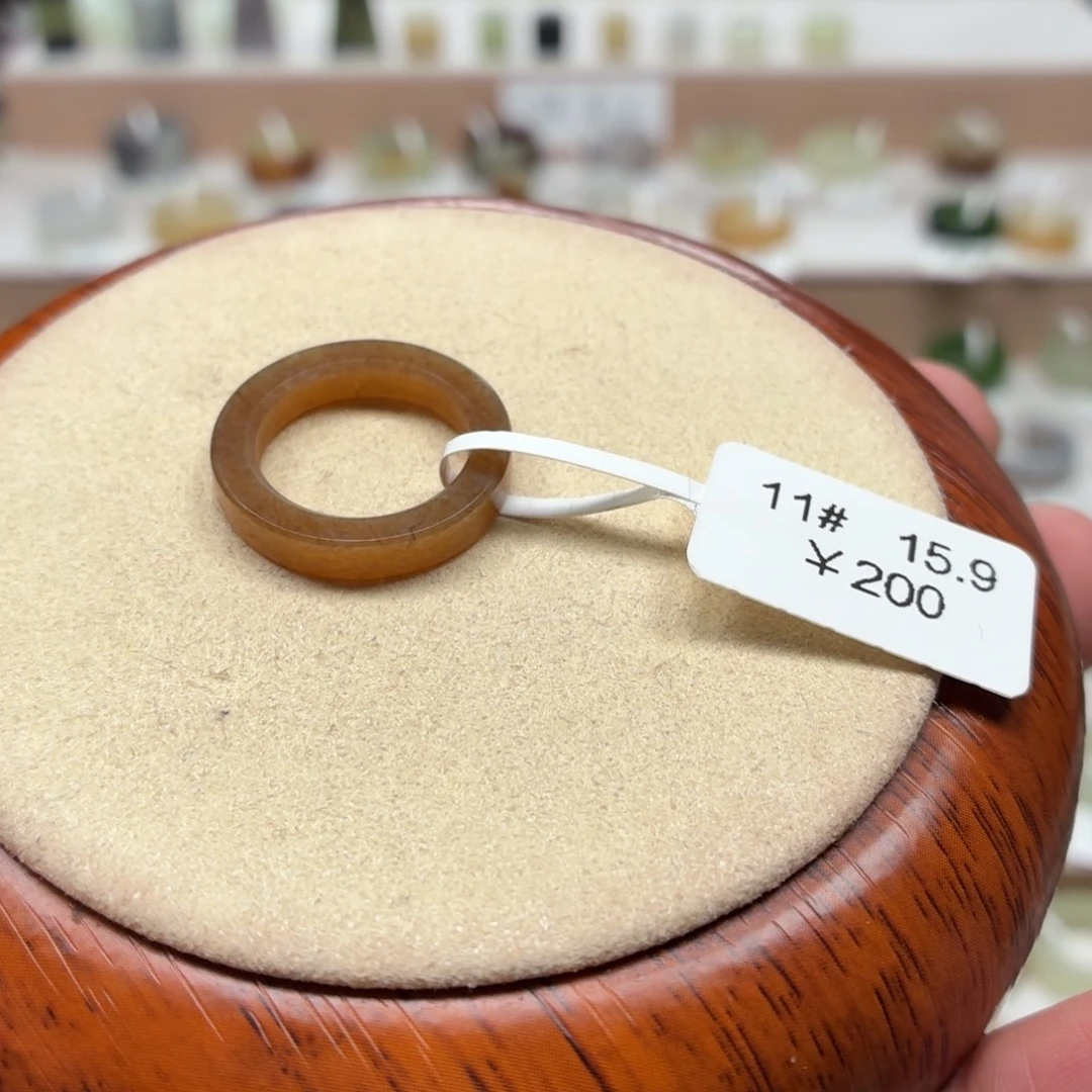 西***2和田玉未镶嵌戒圈15.9
