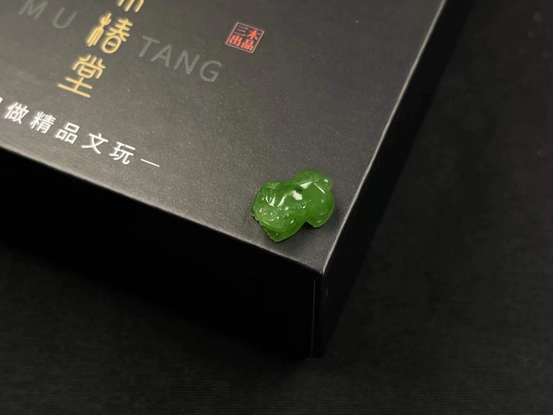 和田玉碧玉貔貅小吊坠 12×9 色泽饱满 细节丰富