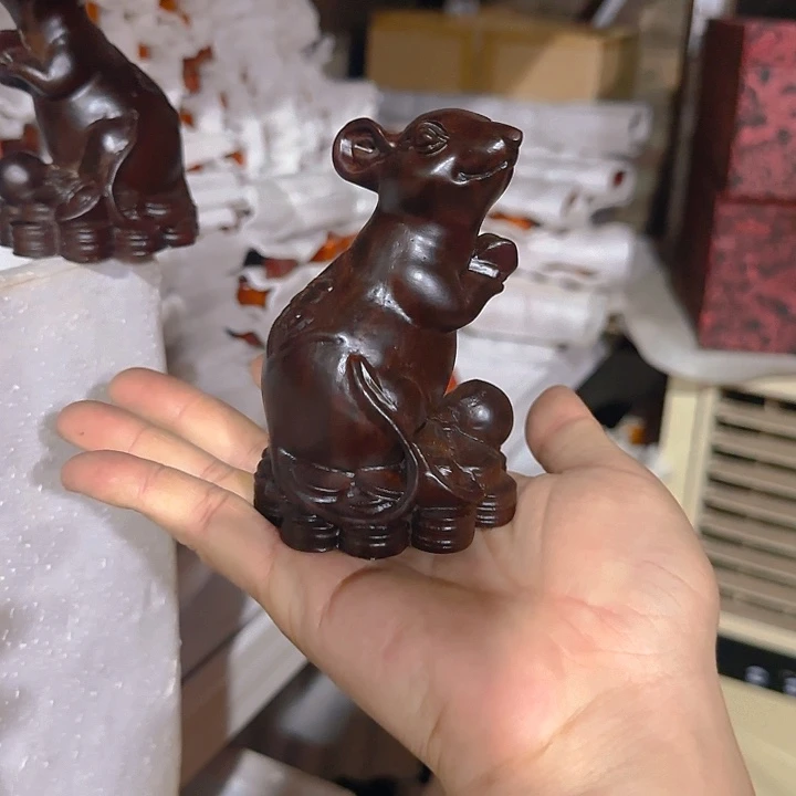 木黑檀木12钱币鼠一只