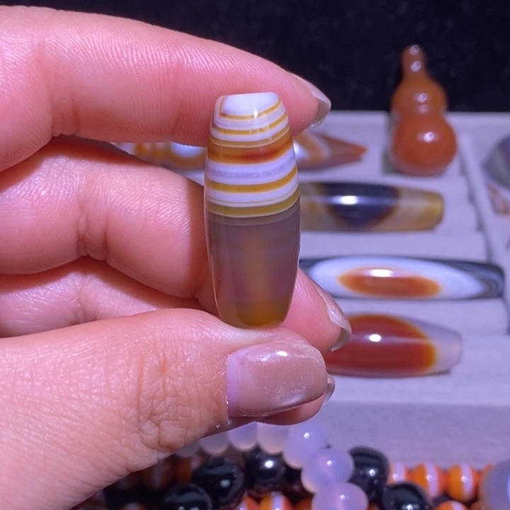 玛瑙/玉髓未镶嵌颈饰