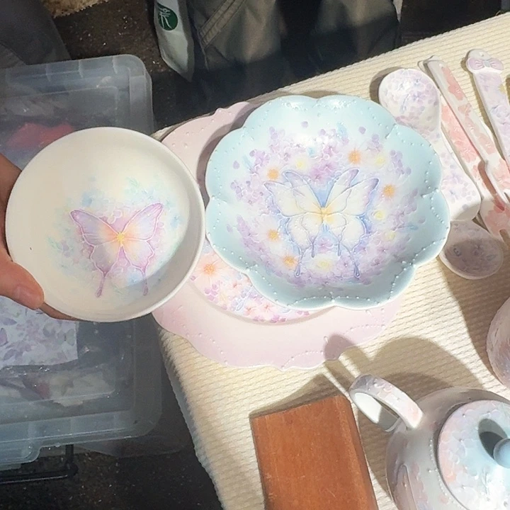 盘广****娘陶瓷手工制作工艺