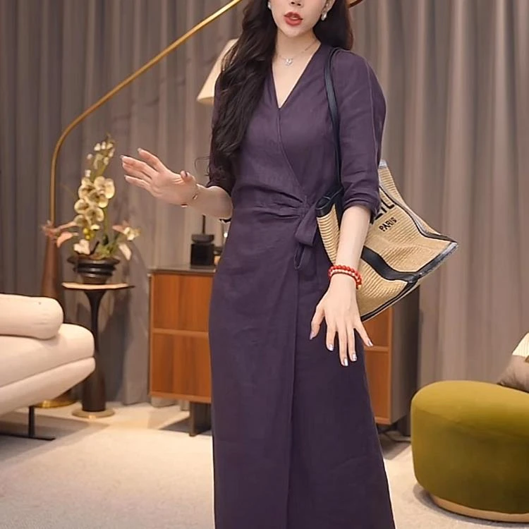 哥弟阿玛施正品高级感气质V领紫色亚麻连衣裙2025夏季新款大码宽