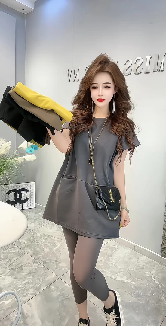 2025夏季新款时尚百搭气质宽松显瘦短袖T恤中长款小众打底衫上衣