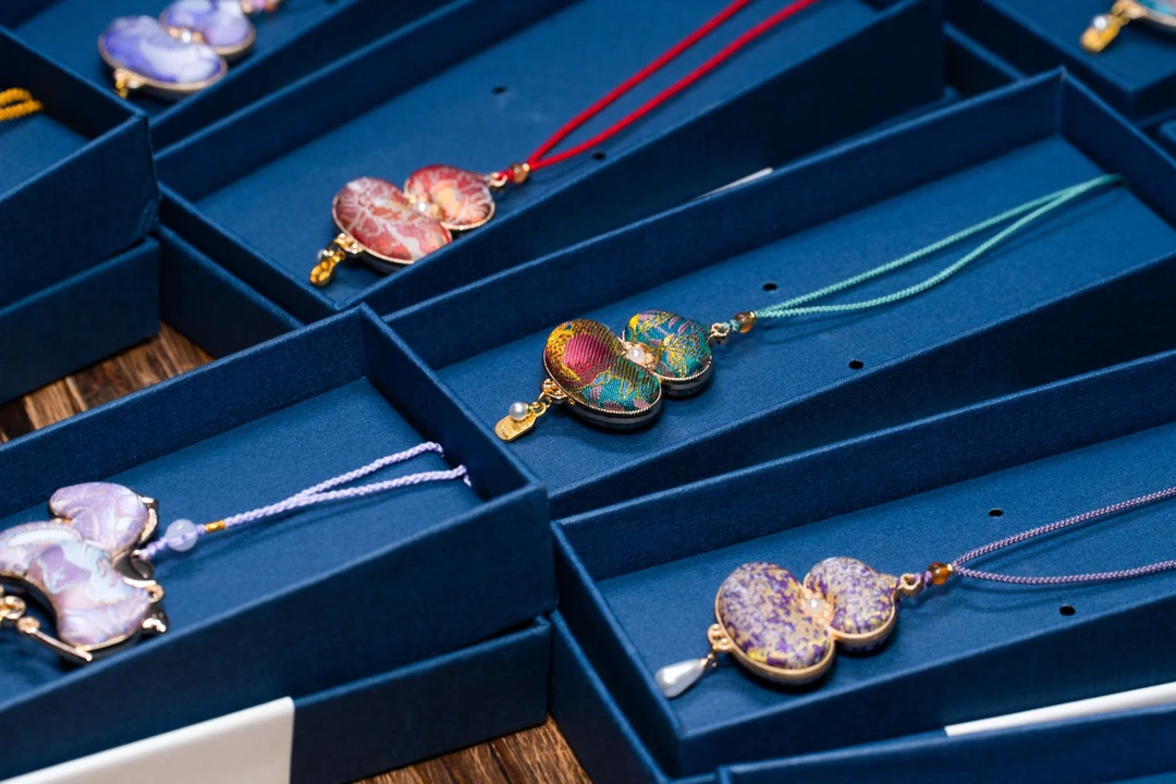 合金布艺吊坠 非遗宋锦纯手工吊坠双面葫芦车挂包挂饰品