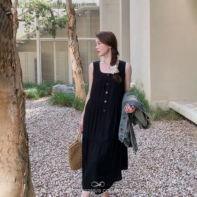 马西西大码女装【清甜氧气感】肌理感显瘦U领背心连衣裙