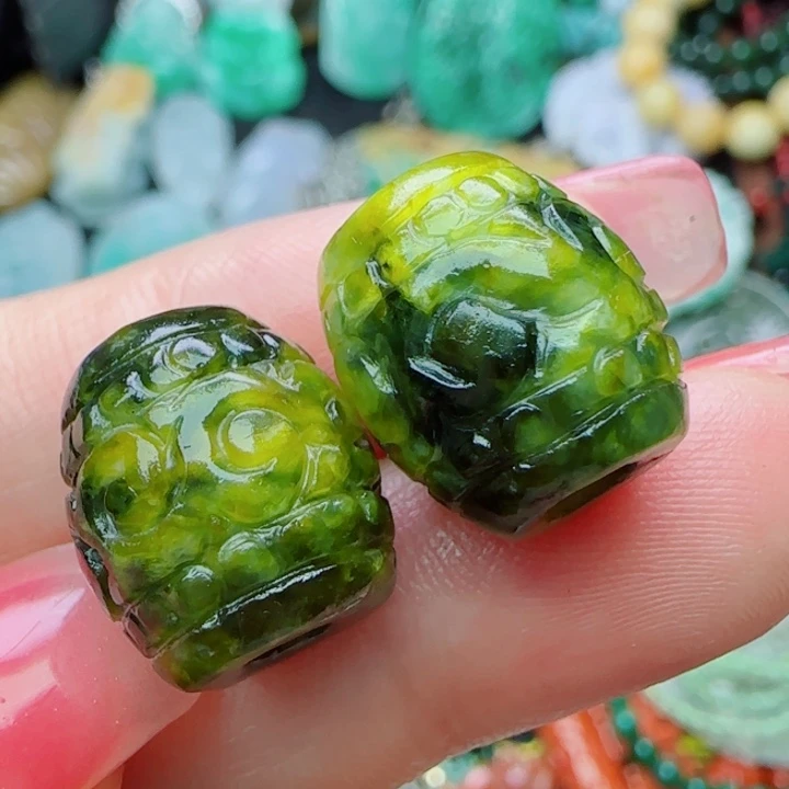 翡翠未镶嵌颈饰天然A货23