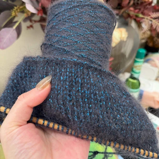 小美毛线手工编织金葱星空马海毛毛线亮丝闪丝手编绒线柔软毛线团