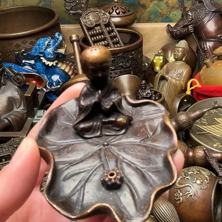 精美铜器批发档口