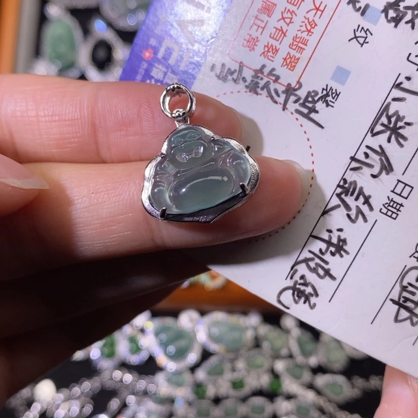 【闪购商品】翡翠颈饰未镶嵌天然