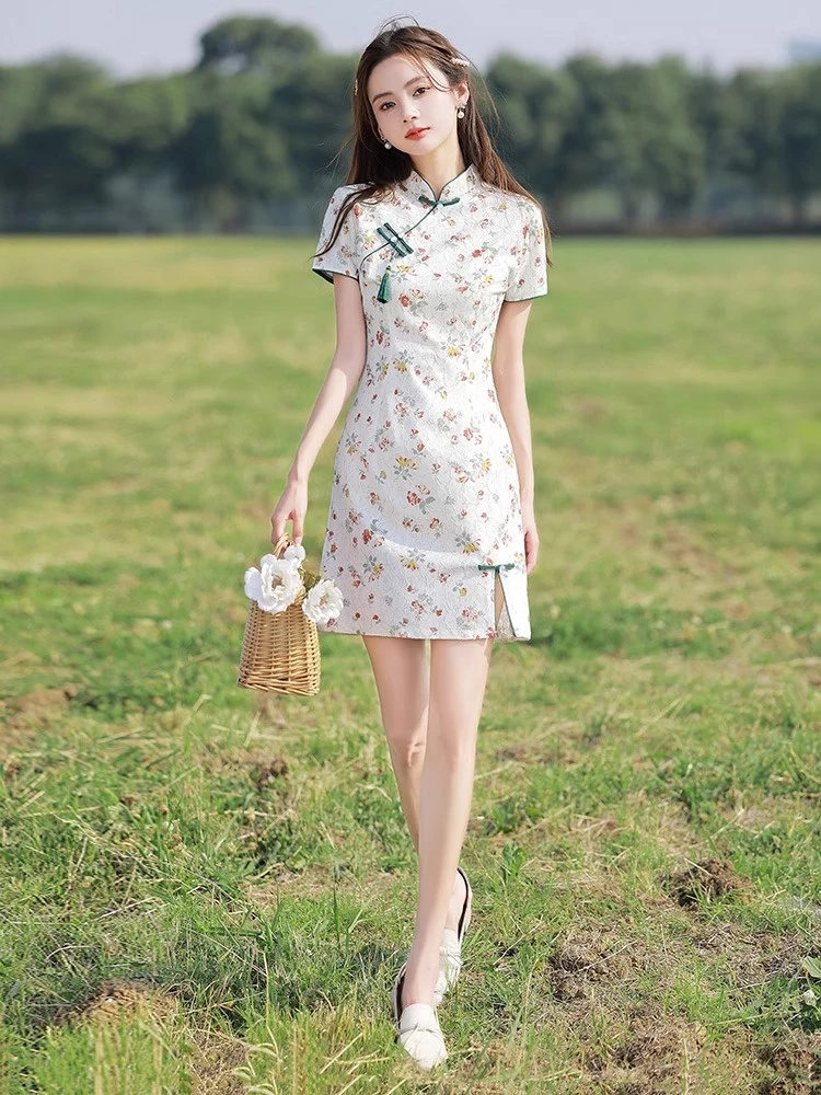 中国风碎花短款旗袍2025年新款夏季年轻款少女改良连衣裙