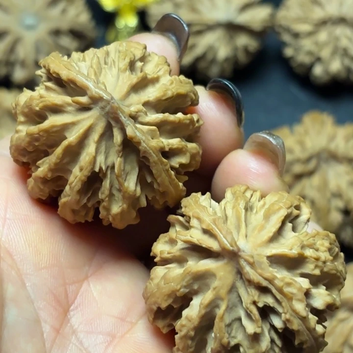 文玩核桃吊坠秦岭灯笼6