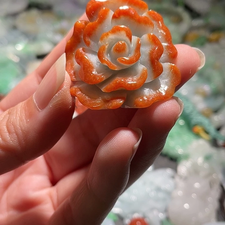 颈饰未镶嵌翡翠天