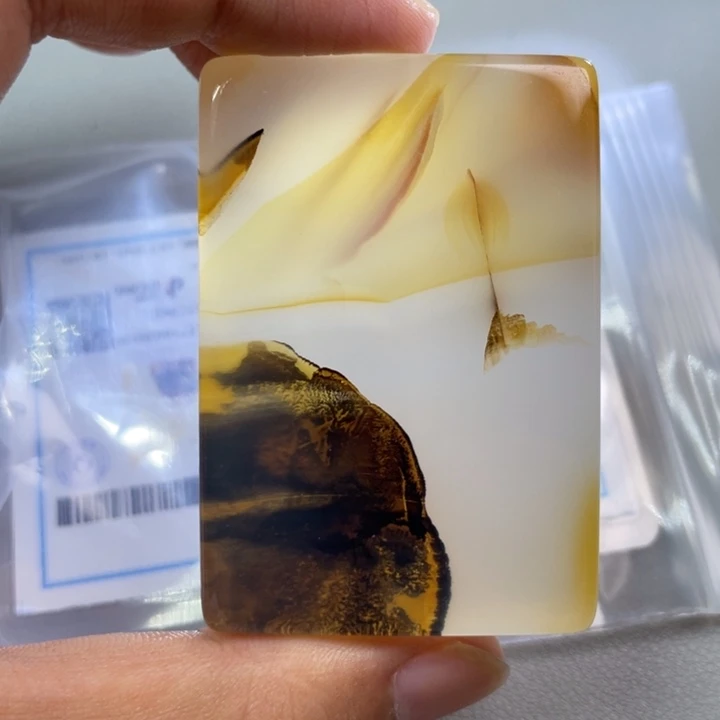 未镶嵌颈饰玛瑙/玉髓赵**.