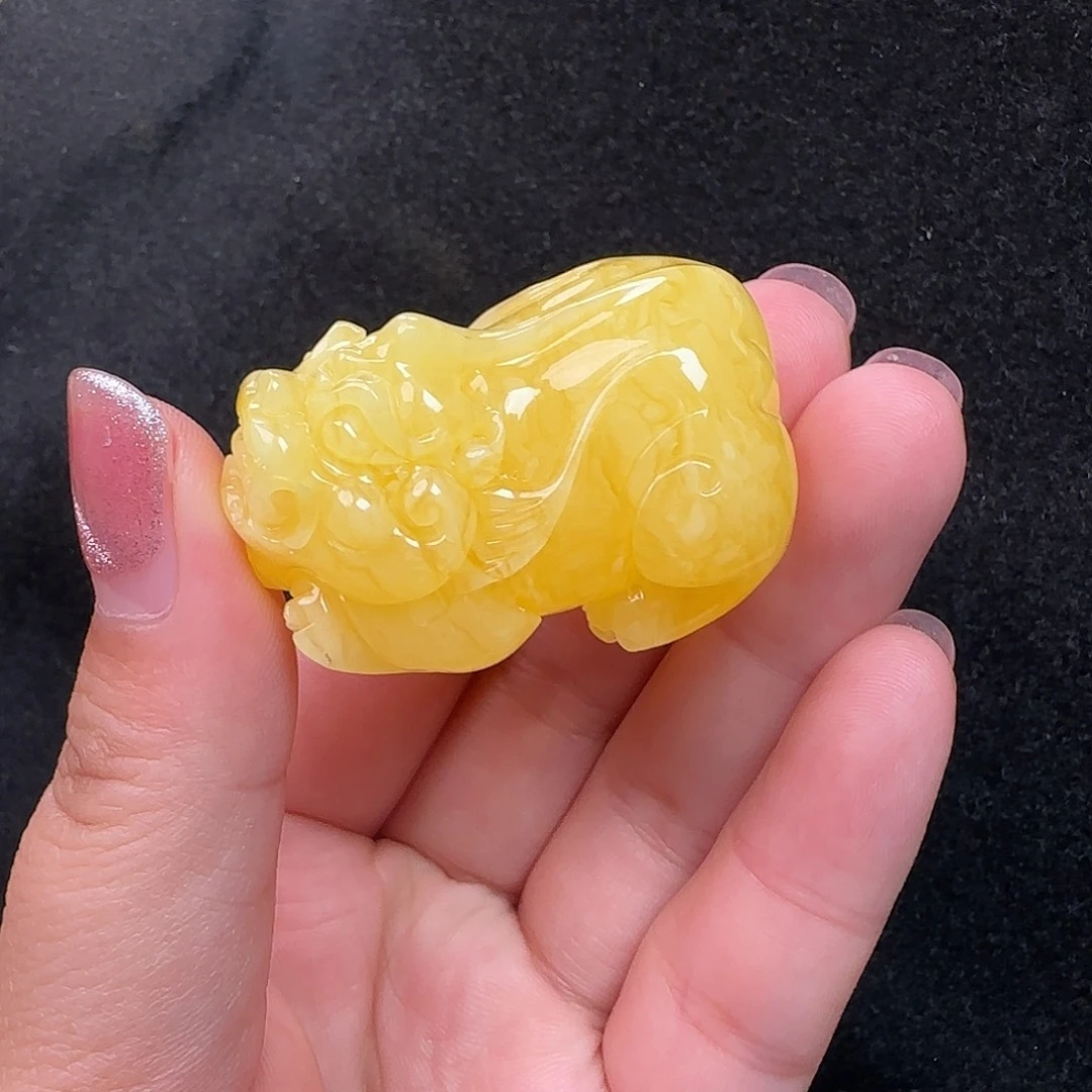 蜜蜡未镶嵌珠宝奇石