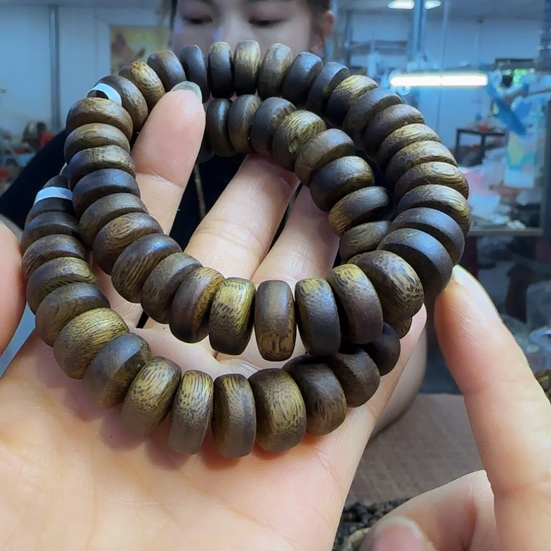 沉香手串多样性发货1条飞盘99913-1415