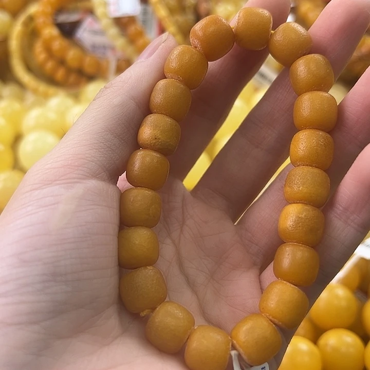 未镶嵌琥珀珠宝奇石
