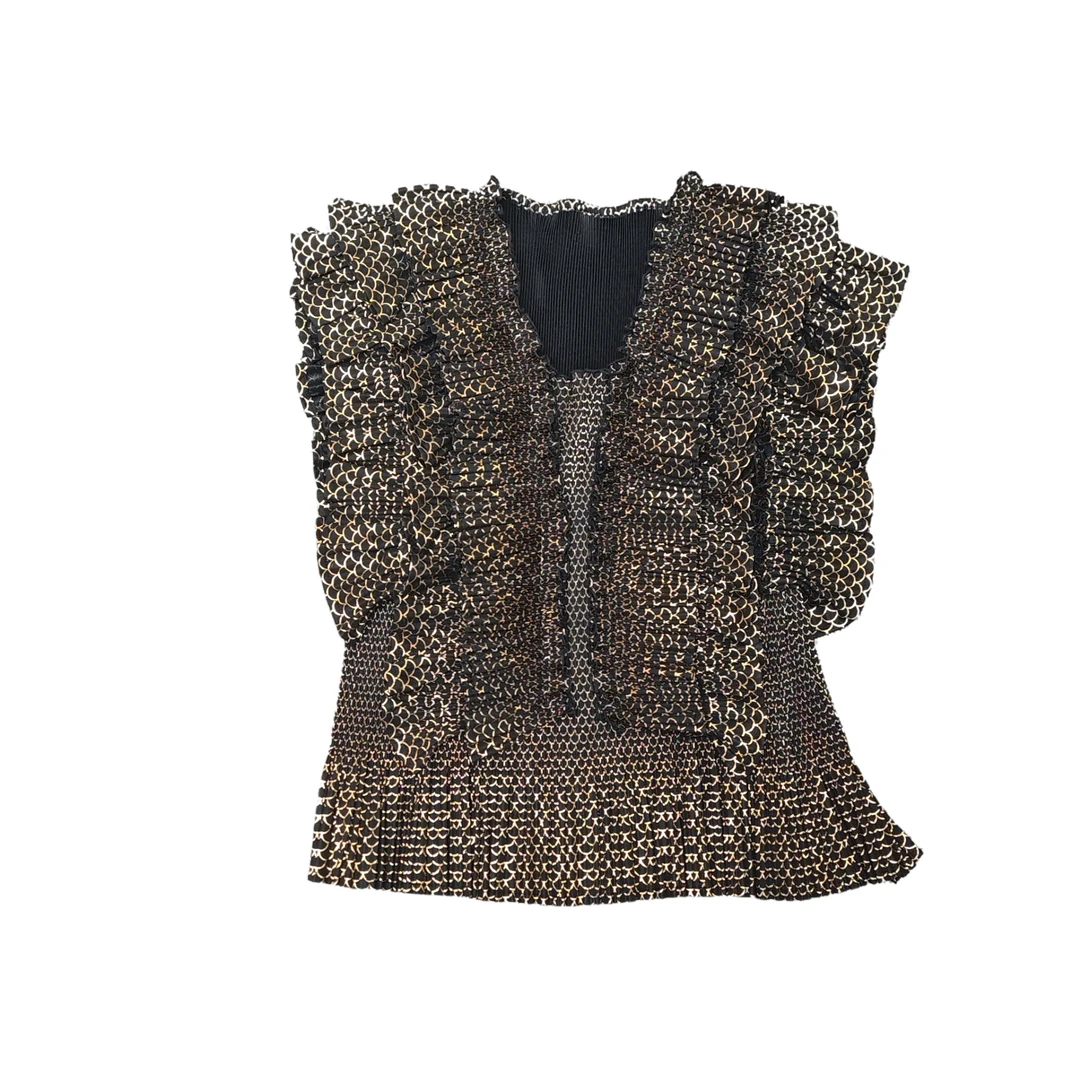 三宅褶皱黑金重工贵妇款25夏季上衣短袖