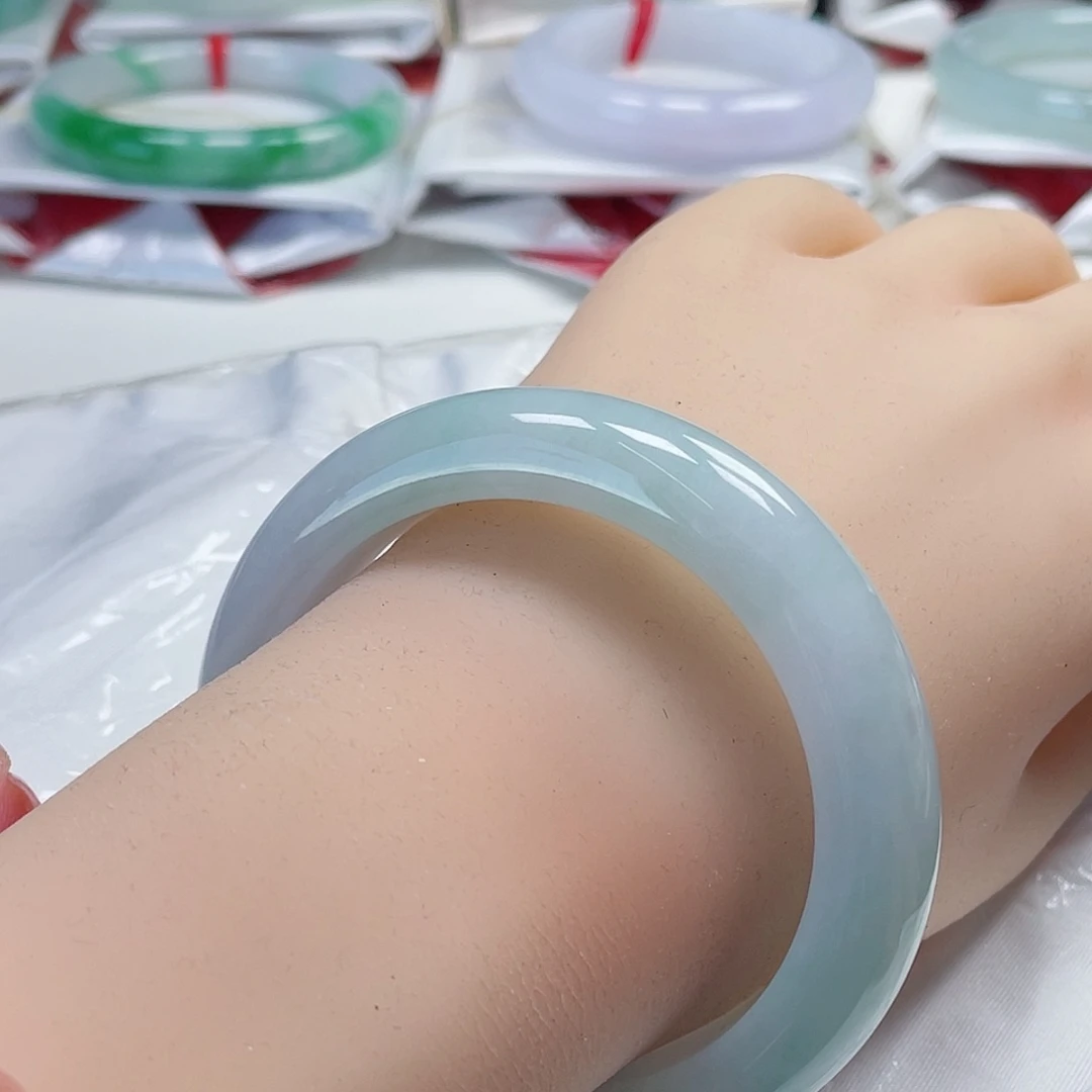 翡翠手镯未镶嵌缅甸翡翠手镯54圈