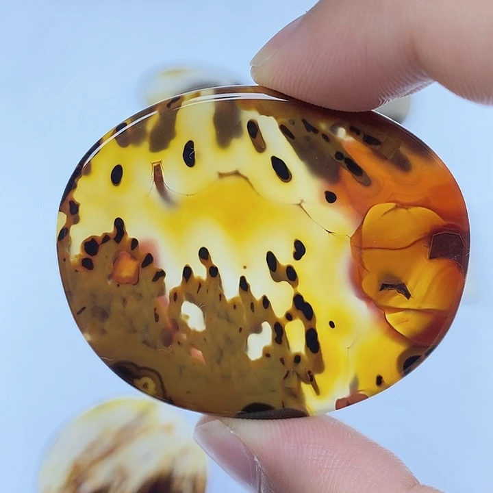 玛瑙/玉髓未镶嵌珠宝半成品