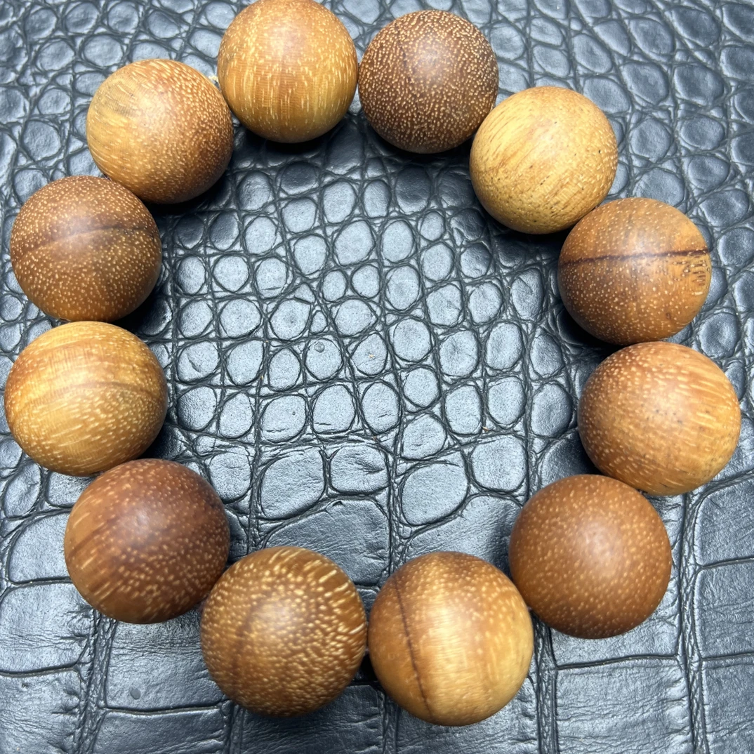 A148龙二文玩越南木质手串