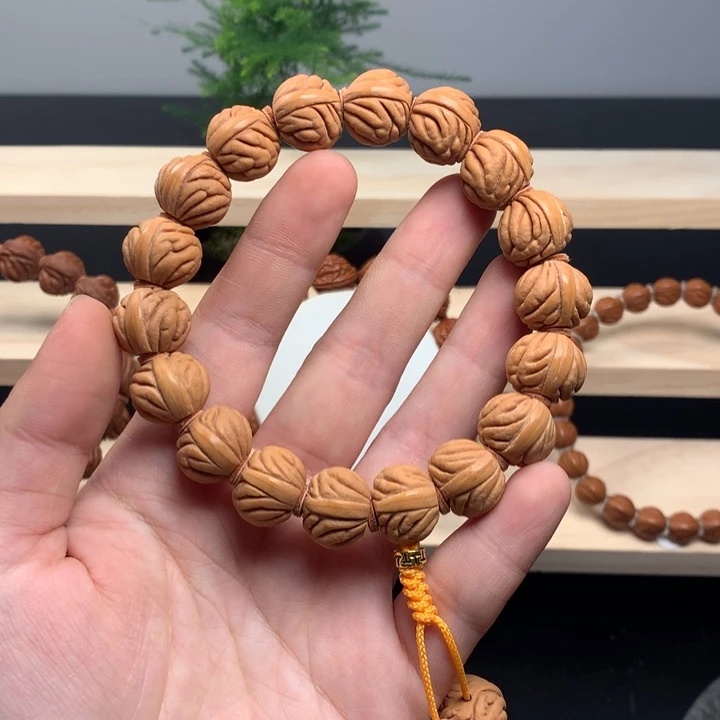 手串桃核16祥云纹