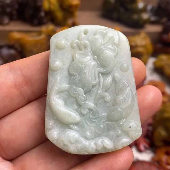 蛇纹石玉未镶嵌颈饰30