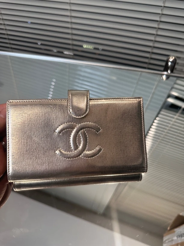 95新 Chanel/香奈儿 女士手拿包时尚简约设计优雅大方