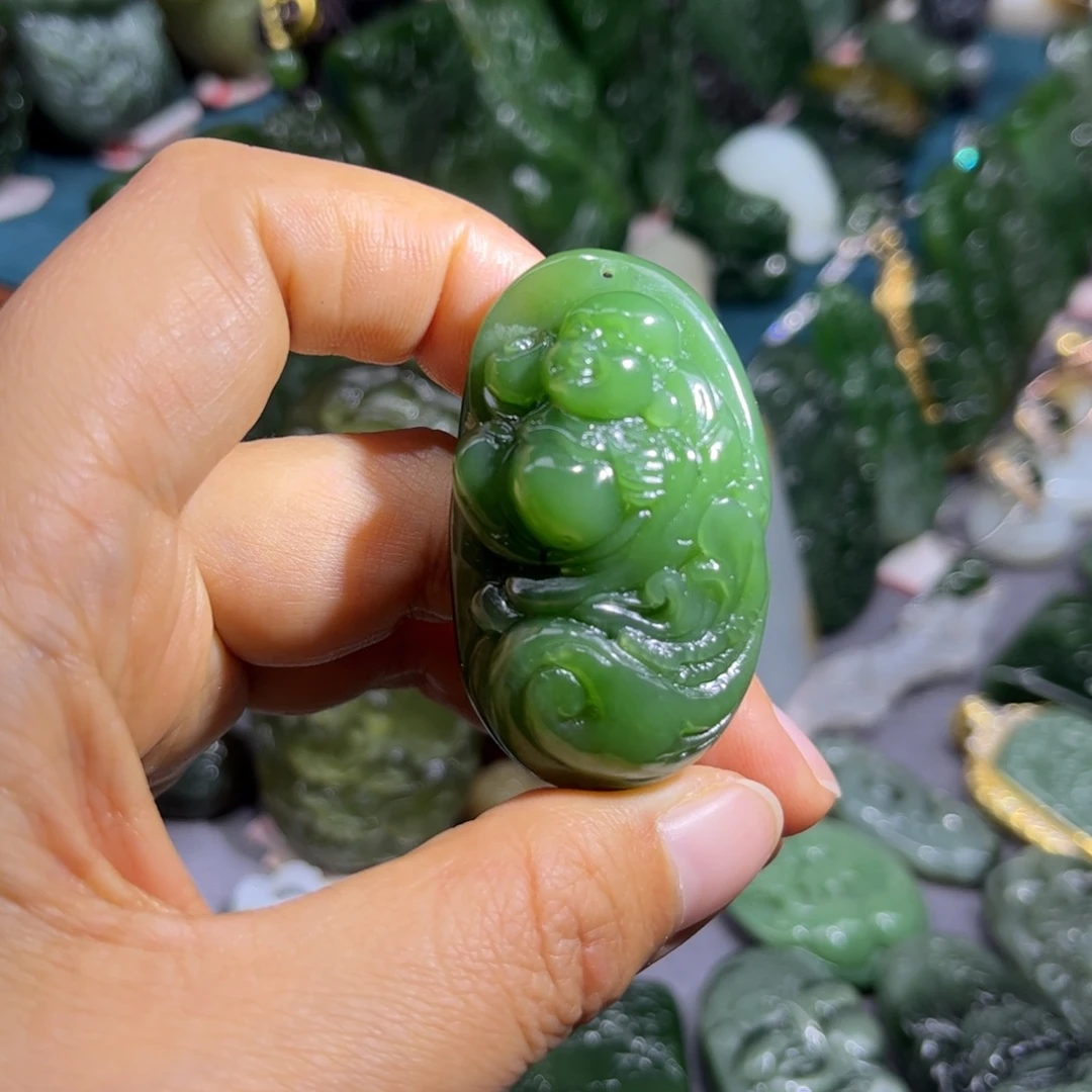 和田玉未镶嵌颈饰