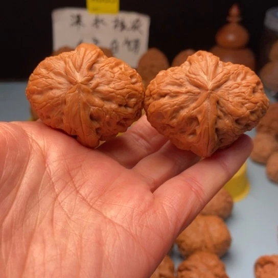 文玩核桃吊坠驴打滚40 44