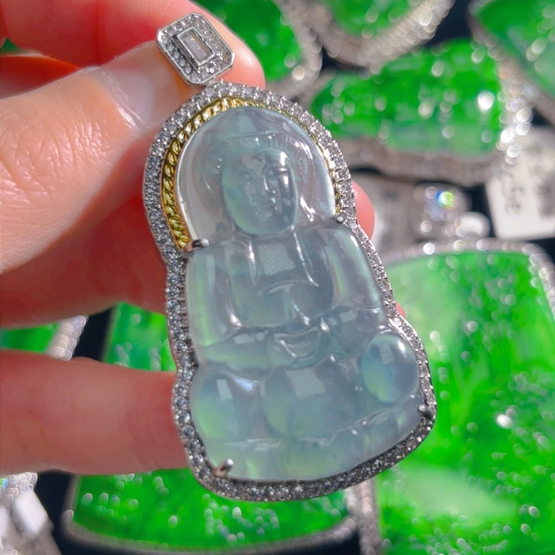 翡翠颈饰未镶嵌观音