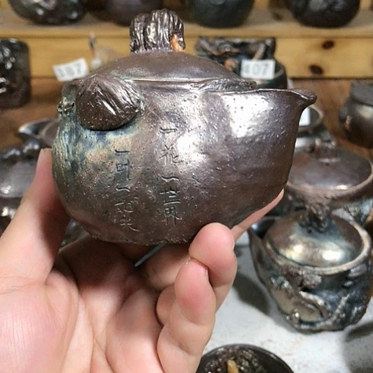 瓷片微瑕的禅意宝瓶