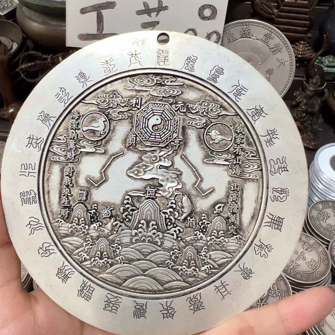 金属复古风格摆件