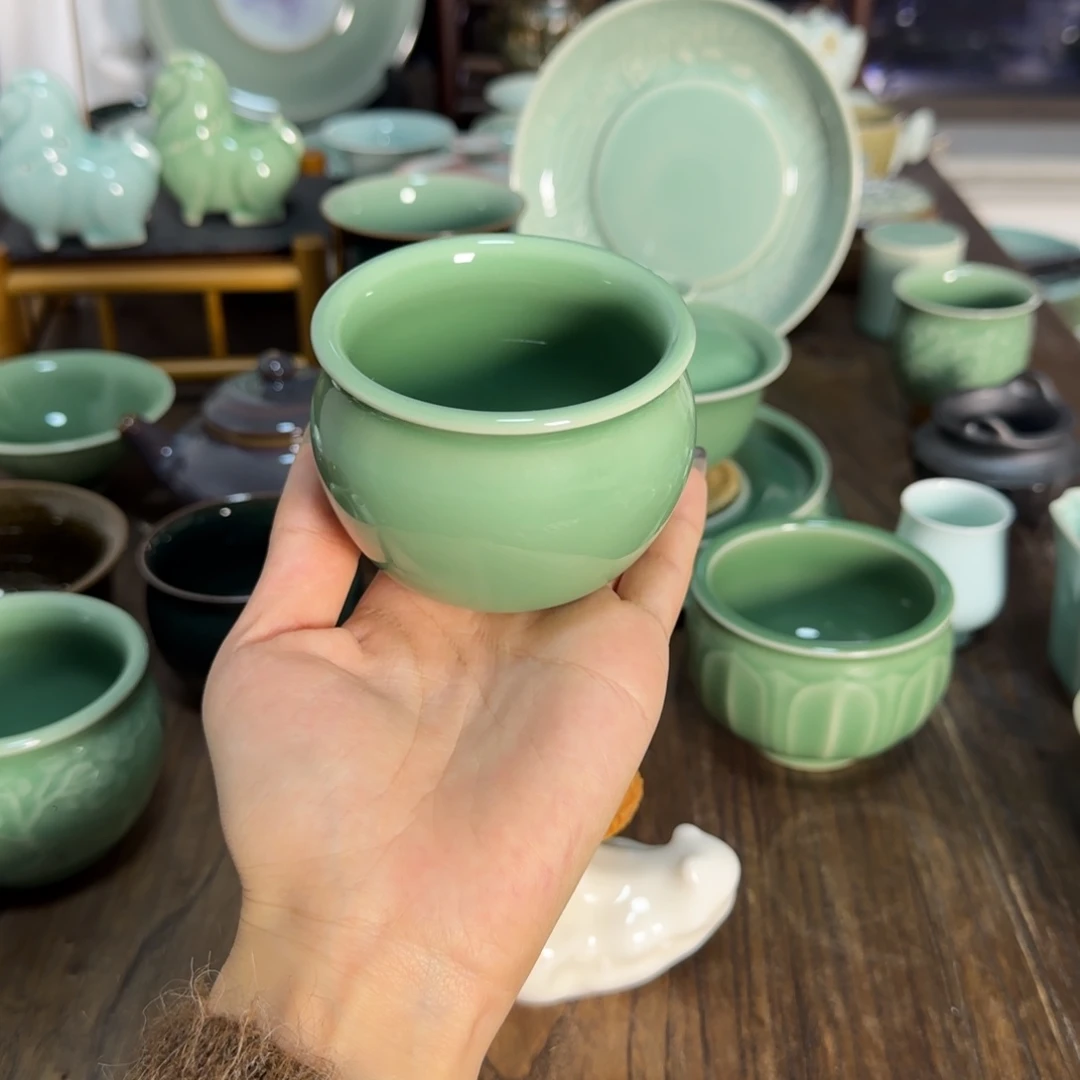 陶摆件龙泉青瓷主人杯