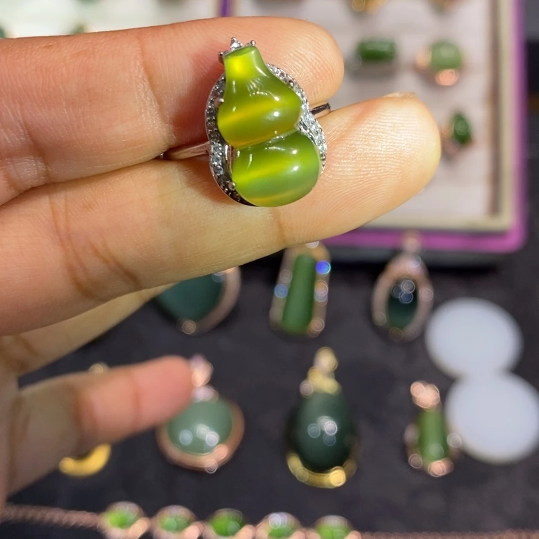 和田玉（碧玉）颈饰银S925镶嵌