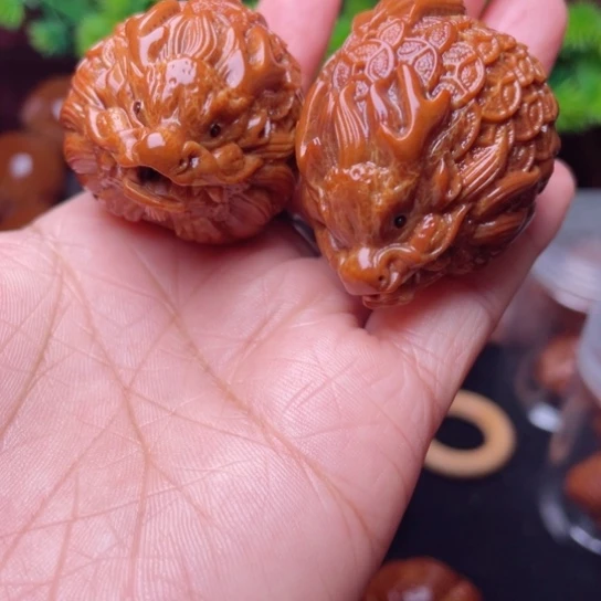 【闪购商品】手串/手链橄榄核35左右金币龙龟手球
