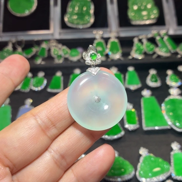 翡翠18K金镶嵌吊坠(不含链)