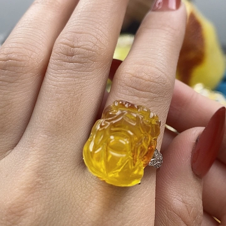 琥珀戒指银S925镶嵌戒指
