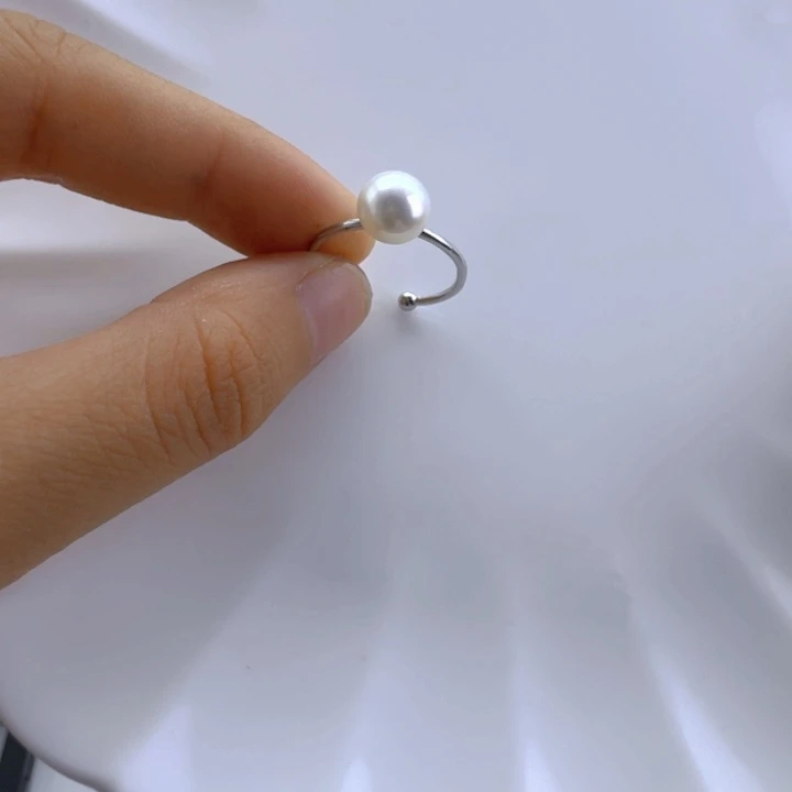 未镶嵌淡水珍珠戒指
