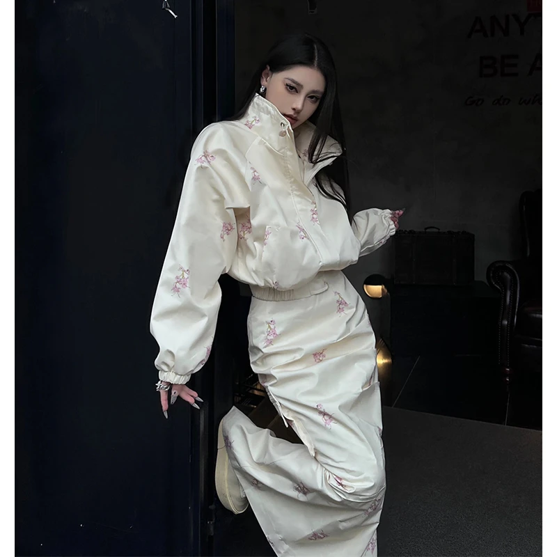 复古运动套套装女2025秋新款休闲美式辣妹印花冲锋衣工装裙两件套