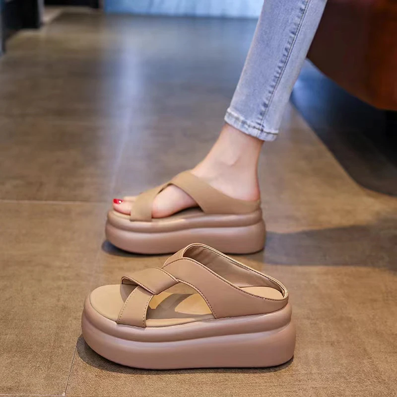 Y-L小个子7厘米厚底凉拖鞋女夏季外穿2025新款增高高跟海边沙滩凉