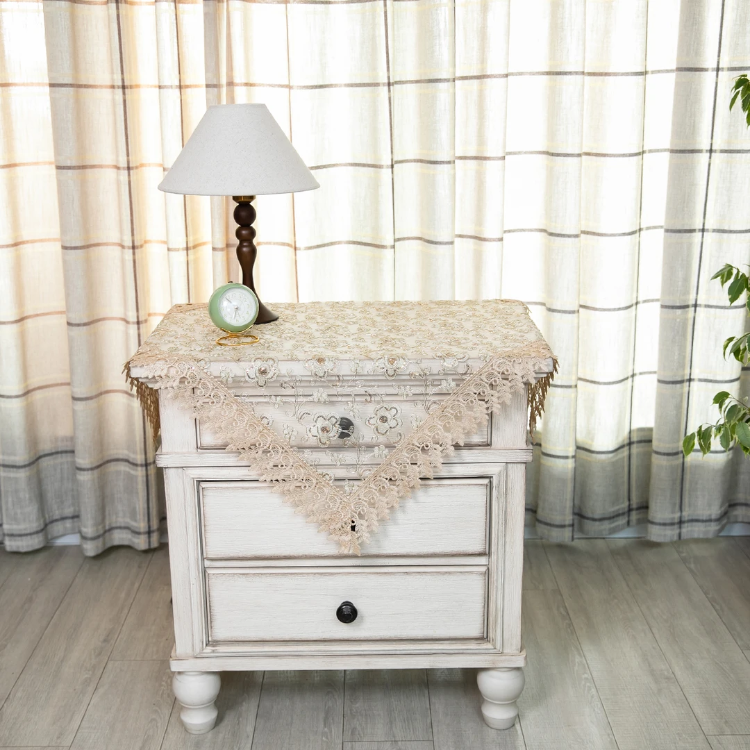 A021-3 网纱（85CM方）米色满工亮片绣盖巾