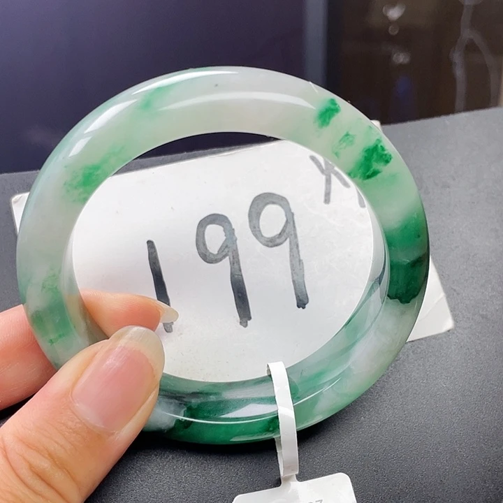 石英质玉手镯未镶嵌瑶57