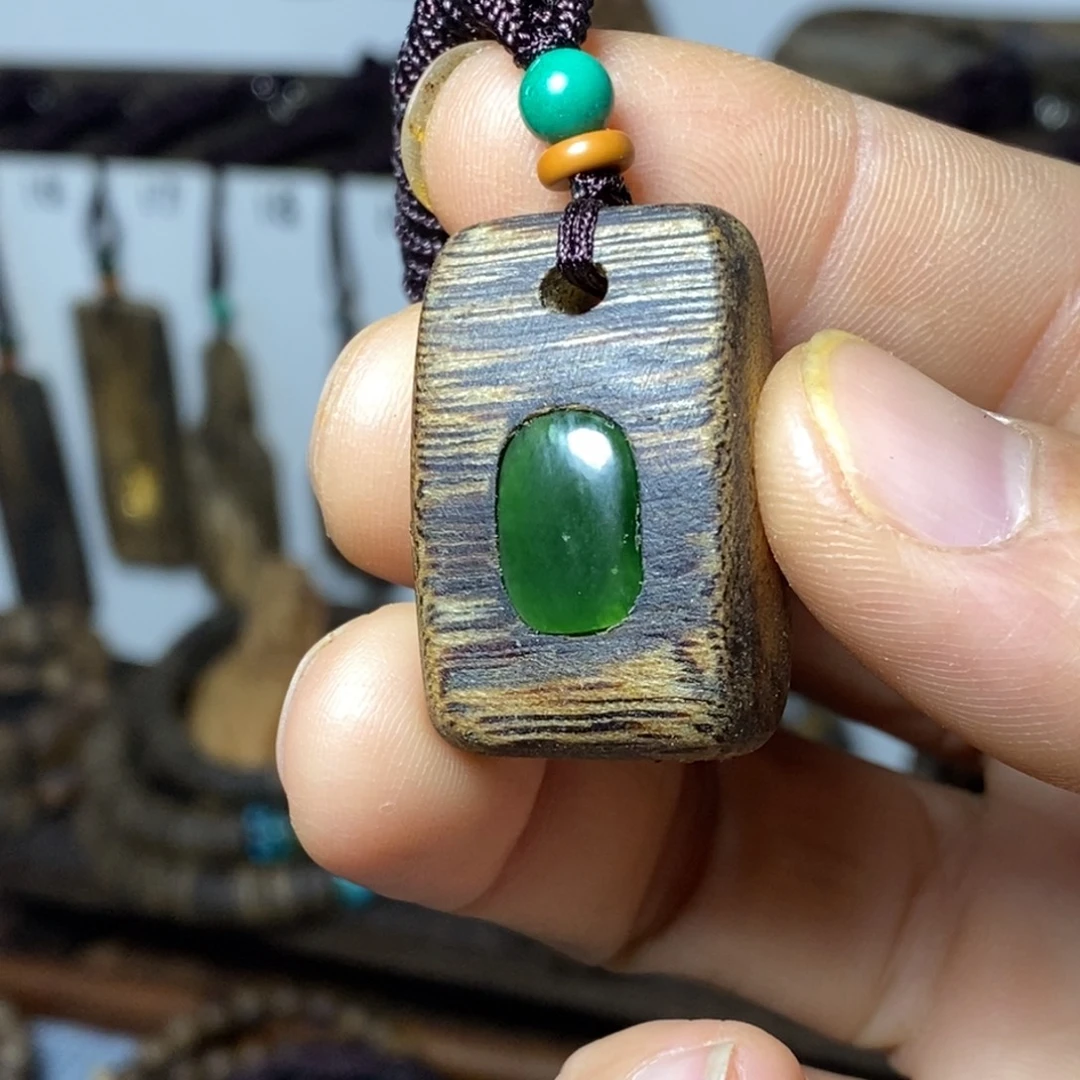 沉香沉香碎屑牌子