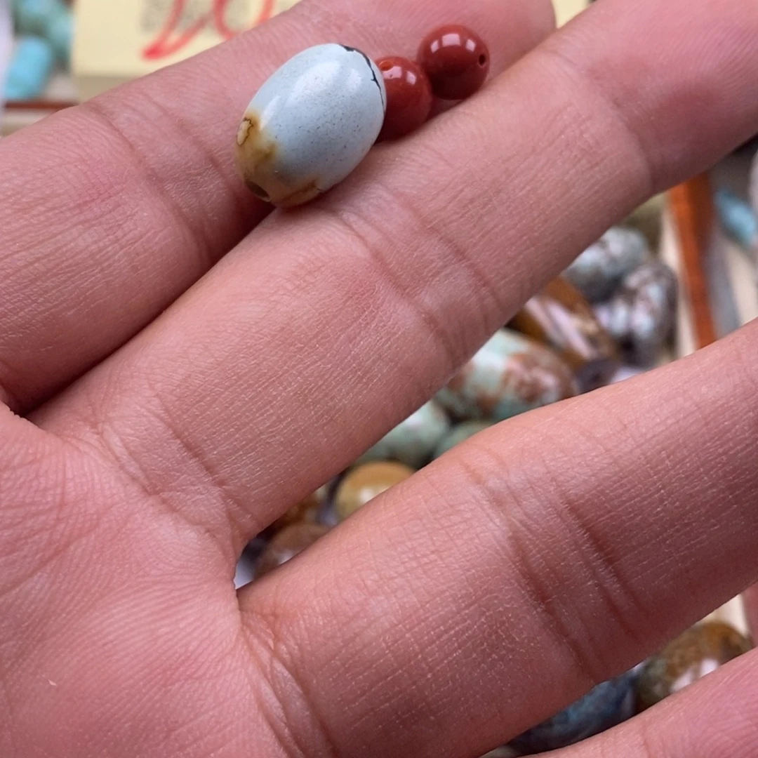 宜***达南红玛瑙未镶嵌珠宝半成品