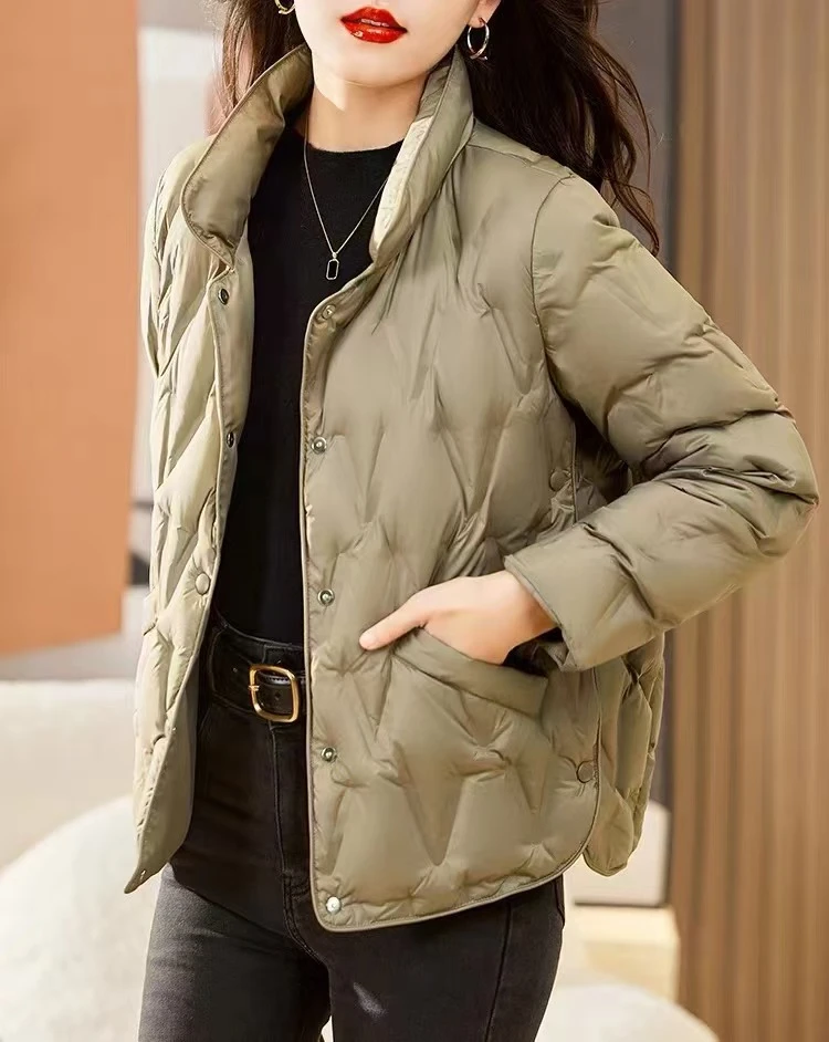 【爆款来袭】秋冬时尚立领菱形格压胶轻薄羽绒服女1037