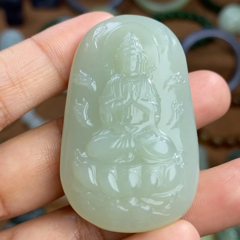 【闪购商品】未镶嵌和田玉挂件千手观音