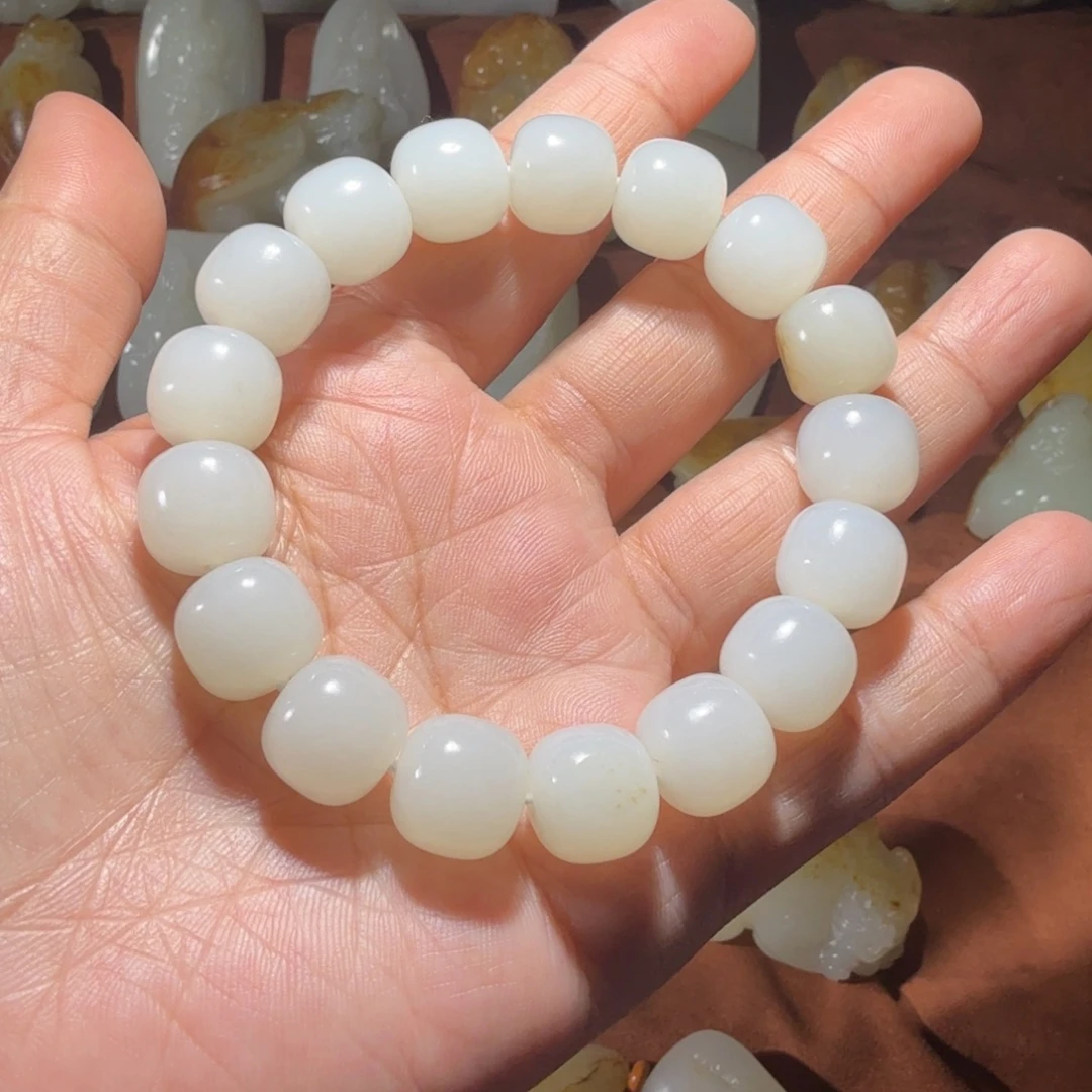 可***可和田玉未镶嵌手链