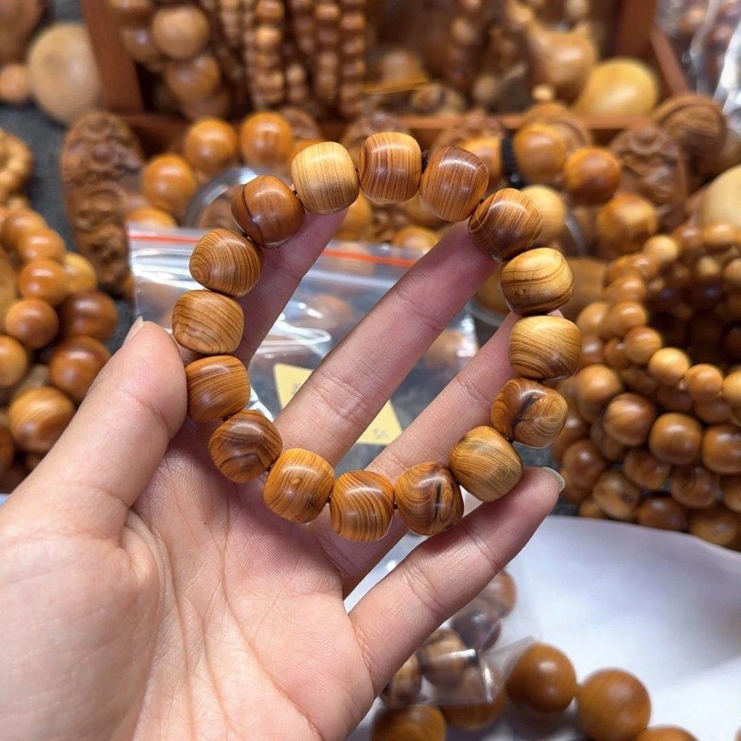 柏木候*生1314太行崖柏瑕疵